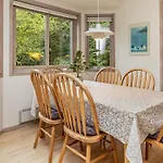 펜션 6 Person Holiday Home In Lokken *