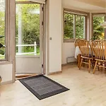 6 Person Holiday Home In Lokken 펜션